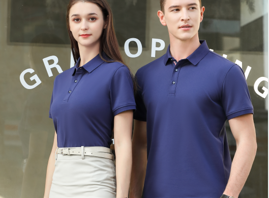 公司團(tuán)體定制POLO衫細(xì)節(jié)，POLO衫定制和翻領(lǐng)T恤定制有什么區(qū)別？